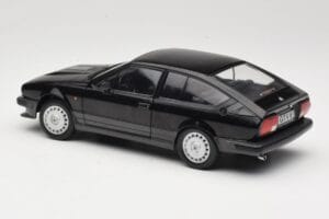 Alfa Romeo GTV6 Schwarz Solido 1:18 S1802302 Metall – Bild 7 von 8