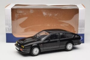 Alfa Romeo GTV6 Schwarz Solido 1:18 S1802302 Metall – Bild 8 von 8