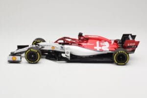 Alfa Romeo Racing C38 #7 K. Raikkonen F1 2019 Minichamps 1:18 110190007 Metall – Bild 3 von 6