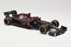 Alfa Romeo Racing C38 #7 K. Raikkonen Valentine's Day Livery Shakedown Fiorano 14th February 2019 Minichamps 1:18 110199907 M – Bild 4 von 6