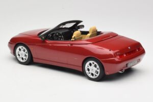 Alfa Romeo Spider 916 Proteo Red Metallic Norev 1:18 187854 Metall – Bild 5 von 6