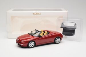 Alfa Romeo Spider 916 Proteo Red Metallic Norev 1:18 187854 Metall – Bild 6 von 6