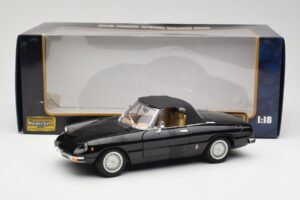 Alfa Romeo Spider 916 Veloce Schwarz Ricko 1:18 32107 Metall – Bild 8 von 8