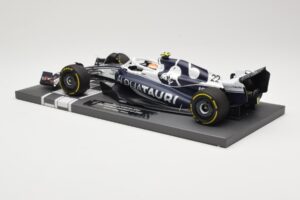 AlphaTauri AT03 #22 Y. Tsunoda Bahrain GP 2022 Minichamps 1:18 117220122 Metall – Bild 5 von 6
