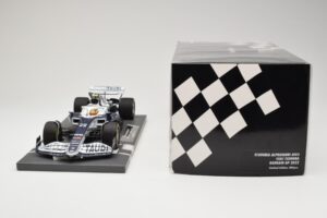 AlphaTauri AT03 #22 Y. Tsunoda Bahrain GP 2022 Minichamps 1:18 117220122 Metall – Bild 6 von 6