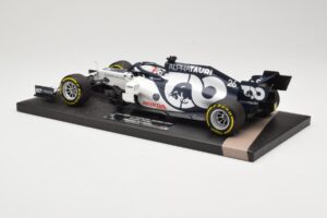 AlphaTauri Honda AT01 #26 D. Kvyat Italian GP 2020 Minichamps 1:18 117200826 Metall – Bild 5 von 6