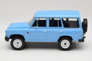 ARO 244 D Blau Aurora Models 1:18 TH180-01 Metall – Bild 3 von 6