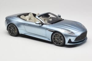 Aston Martin DB12 Volante Caribbean Blue Pearl GT Spirit 1:18 GT479 Resin – Bild 4 von 6