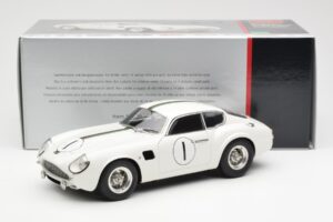Aston Martin DB4 GT Zagato #1 24 Hours of Le Mans 1961 CMC 1:18 M-139 Metall – Bild 6 von 6