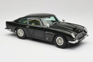 Aston Martin DB5 California Salbeigrün Chrono 1:18 H1001 Metall – Bild 6 von 8