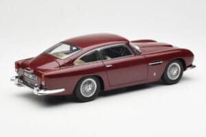 Aston Martin DB5 Dubonnet Rot AUTOart 1:18 70213 Metall – Bild 3 von 8