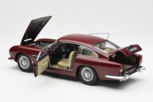 Aston Martin DB5 Dubonnet Rot AUTOart 1:18 70213 Metall – Bild 5 von 8