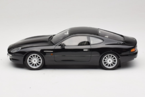 Aston Martin DB7 Bowland Black Cult Models 1:18 CML187-2 Resin – Bild 3 von 6