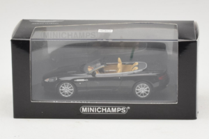 Aston Martin DB9 Cabriolet Schwarz Minichamps 1:43 400137330 Metall – Bild 4 von 4