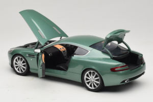 Aston Martin DB9 Grün Minichamps 1:18 150137322 Metall – Bild 5 von 8