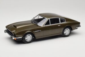 Aston Martin DBS Olive Grün CMR 1:18 CMR003 Metall