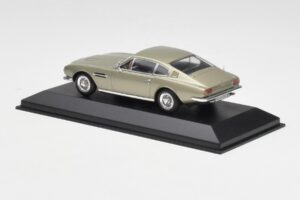 Aston Martin DBS Silbergrün Metallic Minichamps 1:43 400137600 Metall – Bild 3 von 4