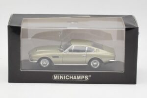 Aston Martin DBS Silbergrün Metallic Minichamps 1:43 400137600 Metall – Bild 4 von 4