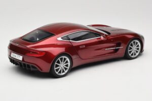 Aston Martin One-77 Diavolo Red AUTOart 1:18 70245 Metall – Bild 3 von 8