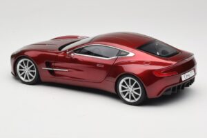 Aston Martin One-77 Diavolo Red AUTOart 1:18 70245 Metall – Bild 7 von 8