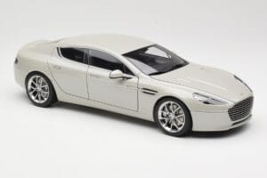 Aston Martin Rapide S Silver Fox AUTOart 1:18 70258 Metall – Bild 6 von 8