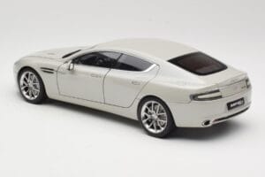 Aston Martin Rapide S Silver Fox AUTOart 1:18 70258 Metall – Bild 7 von 8