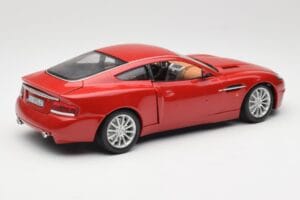 Aston Martin V12 Vanquish Rot Bburago 1:18 34063 Metall – Bild 3 von 8