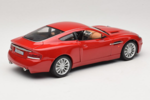 Aston Martin V12 Vanquish Rot Bburago 1:18 33334063 Metall – Bild 3 von 8
