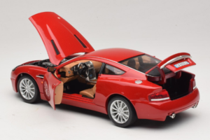 Aston Martin V12 Vanquish Rot Bburago 1:18 33334063 Metall – Bild 5 von 8