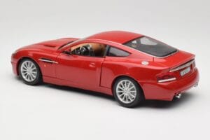 Aston Martin V12 Vanquish Rot Bburago 1:18 34063 Metall – Bild 7 von 8