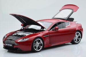 Aston Martin V12 Vantage Rot AUTOart 1:18 70208 Metall – Bild 2 von 8