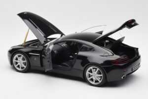 Aston Martin V8 Vantage Onyx Schwarz AUTOart 1:18 70202 Metall – Bild 5 von 8