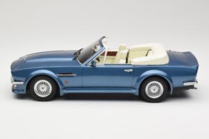 Aston Martin V8 Volante Blau GT Spirit 1:18 GT128 Resin – Bild 3 von 6