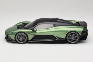 Aston Martin Valhalla Iridescent Emerald Green GT Spirit 1:18 GT558 Resin – Bild 3 von 6