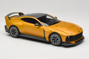 Aston Martin Valiant Auric Gold Metallic GT Spirit 1:18 GT546 Resin – Bild 4 von 6