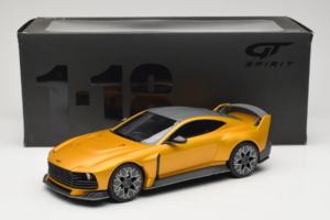 Aston Martin Valiant Auric Gold Metallic GT Spirit 1:18 GT546 Resin – Bild 6 von 6