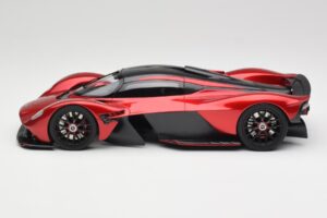 Aston Martin Valkyrie AMR Pro Hyper Red TopSpeed 1:18 TS0539 Metall – Bild 3 von 6