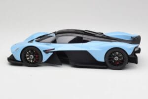 Aston Martin Valkyrie Racing Blau GT Spirit 1:18 GT915 Resin – Bild 3 von 6