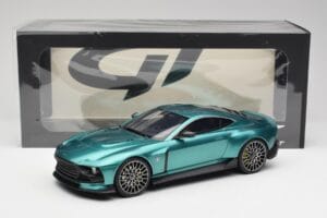 Aston Martin Valour Racing Green GT Spirit 1:18 GT480 Resin – Bild 6 von 6