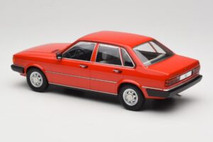Audi 80 B2 GLS Rot MCG 1:18 MCG18526 Metall – Bild 5 von 6