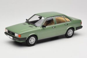 Audi 80 B2 Grün MCG 1:18 MCG18525 Metall