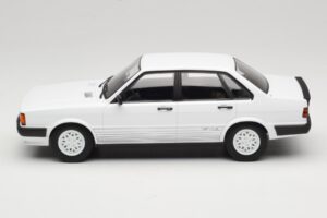 Audi 80 B2 GTE Weiss MCG 1:18 MCG18527 Metall – Bild 3 von 6