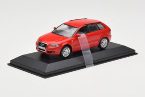 Audi A3 8P Sportback Rot Minichamps 1:43 5010403023 Metall – Bild 2 von 4