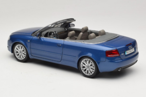 Audi A4 B6 Cabriolet Blau Norev 1:18 5010504325 Metall – Bild 7 von 9
