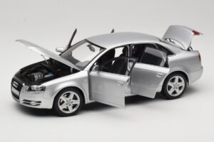 Audi A4 B8 3.2 Quattro Silber Minichamps 1:18 5010404115 Metall – Bild 2 von 8