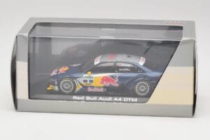 Audi A4 B8 #2 Red Bull M. Tomczyk DTM 2008 Minichamps 1:43 5020800133 Metall – Bild 4 von 4