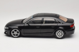 Audi A4L B8 Schwarz Paudi 1:18 AUDI012 Metall – Bild 4 von 8