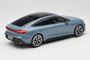 Audi A5L Sportback Graubläulich OEM 1:18 ZAM60004B Metall – Bild 3 von 8