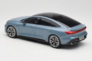Audi A5L Sportback Graubläulich OEM 1:18 ZAM60004B Metall – Bild 7 von 8