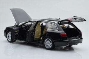 Audi A6 C6 Avant Schwarz Norev 1:18 188304 Metall – Bild 3 von 8